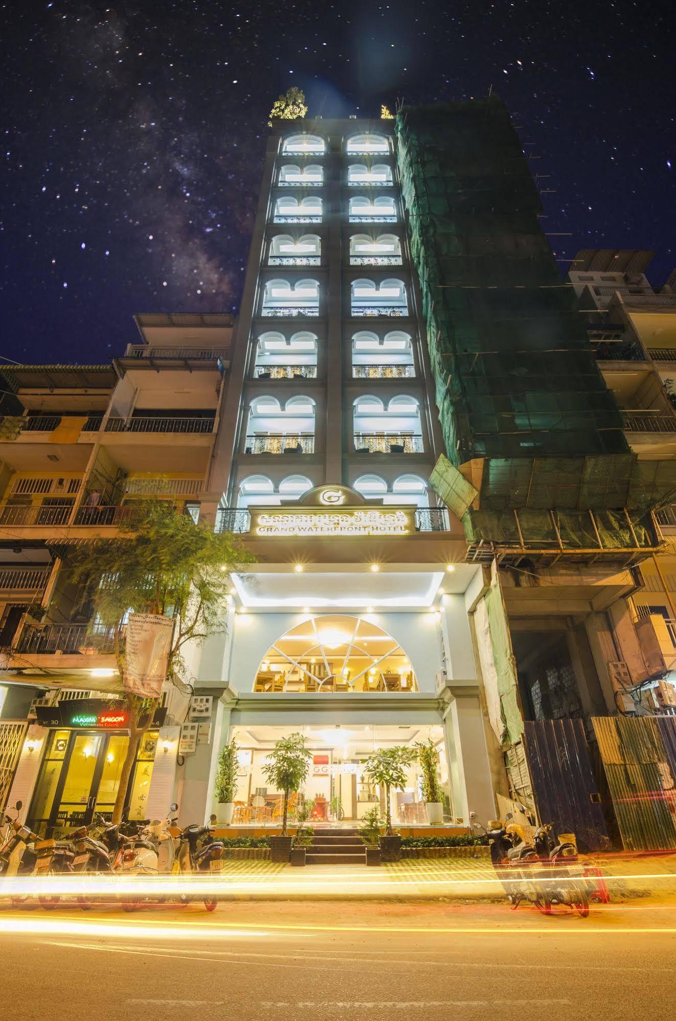 Phuminh Hotel Riverside Phnom Pen Exterior foto