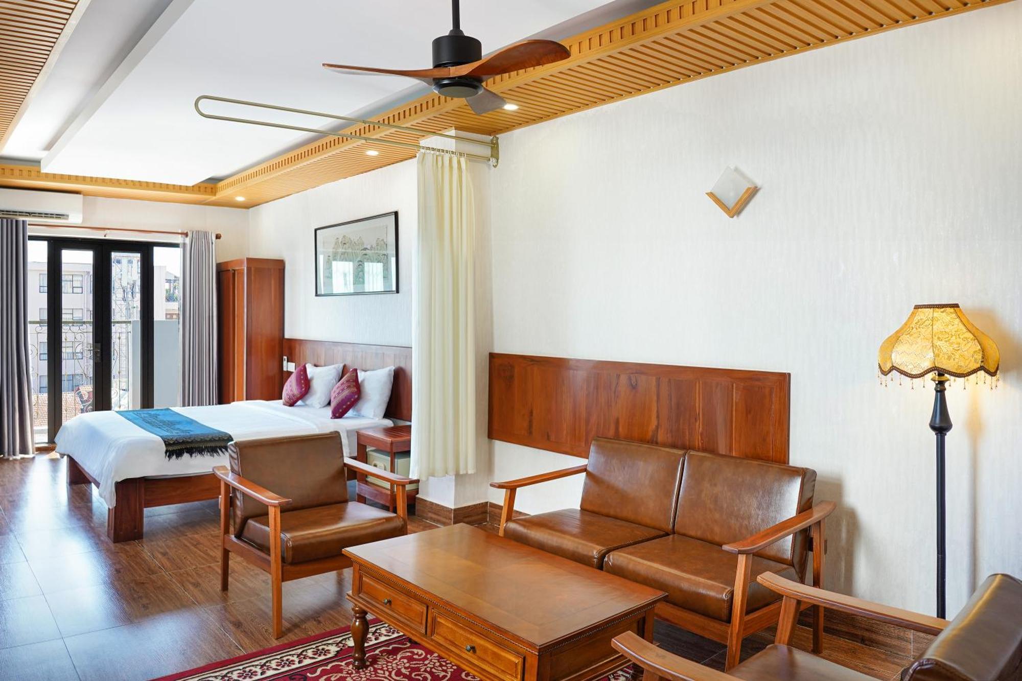 Phuminh Hotel Riverside Phnom Pen Exterior foto
