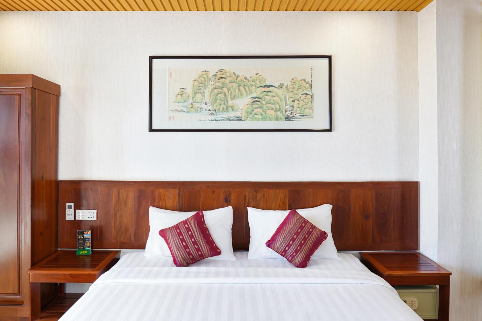 Phuminh Hotel Riverside Phnom Pen Exterior foto
